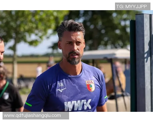 挑战你的足球直觉 猜猜这些球星背后的精彩故事与赛场表现