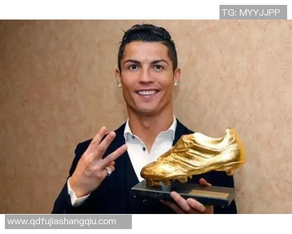 足球界传奇巨星C罗是谁 他为何被誉为足球3号球员的代表