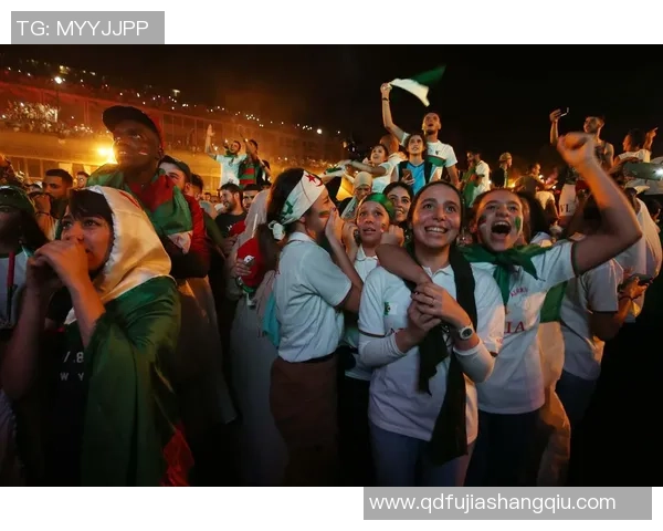 世界级足球球星走进贵州与球迷零距离互动点燃体育激情 世界级足球球星走进贵州与球迷零距离互动点燃体育激情